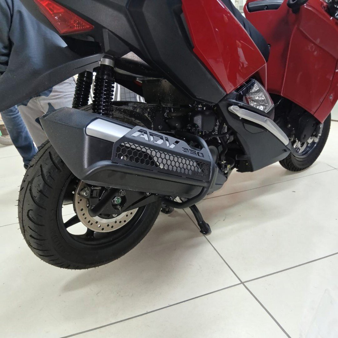 ADV 350 egzoz koruma darbe dayanımı